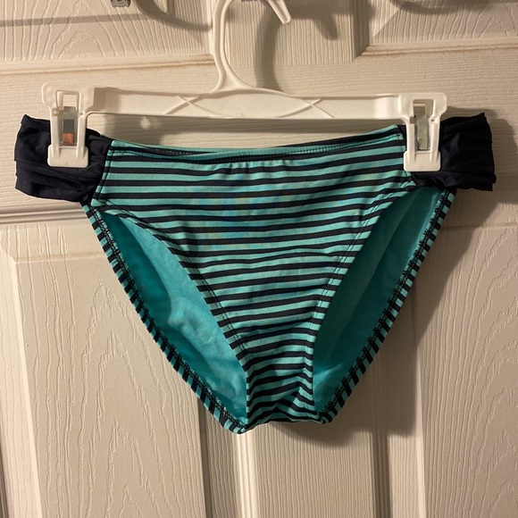 Halter Tankini - Picture 3 of 4